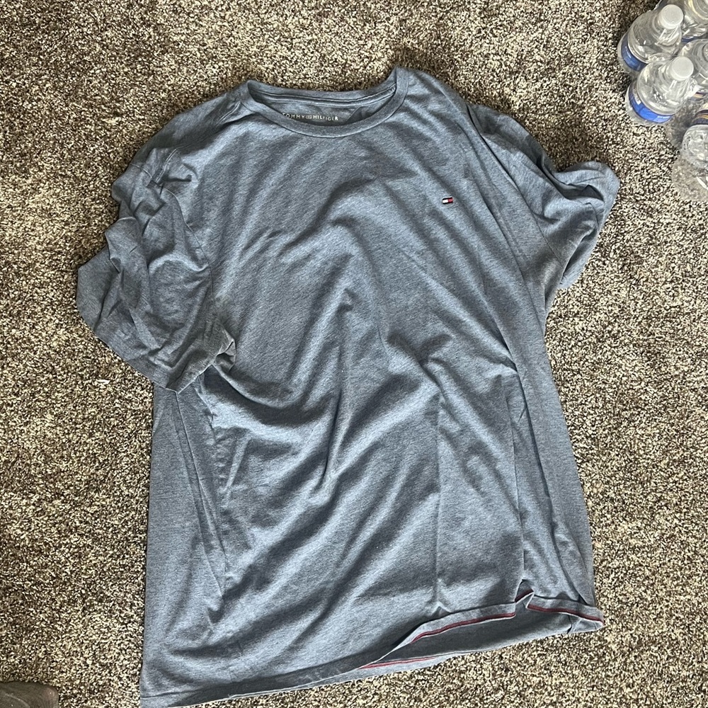Men’s Tommy Hilfiger T shirt